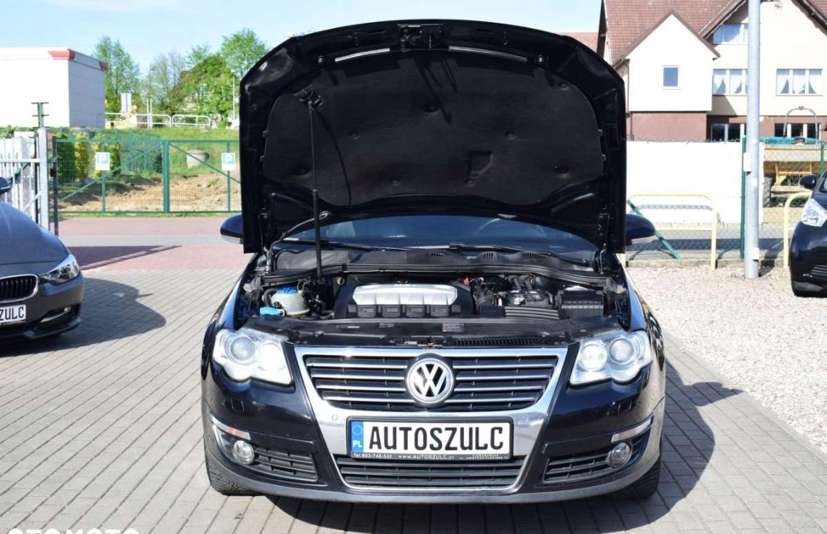 Volkswagen Passat cena 19900 przebieg: 301139, rok produkcji 2006 z Tczew małe 742